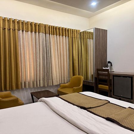Hotel Kabir Ahmedabad Luaran gambar