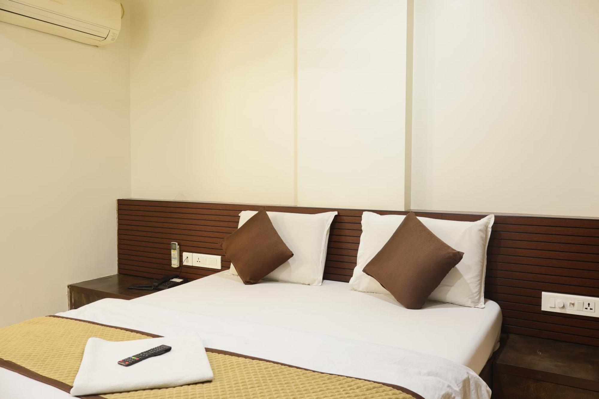 Hotel Kabir Ahmedabad Luaran gambar