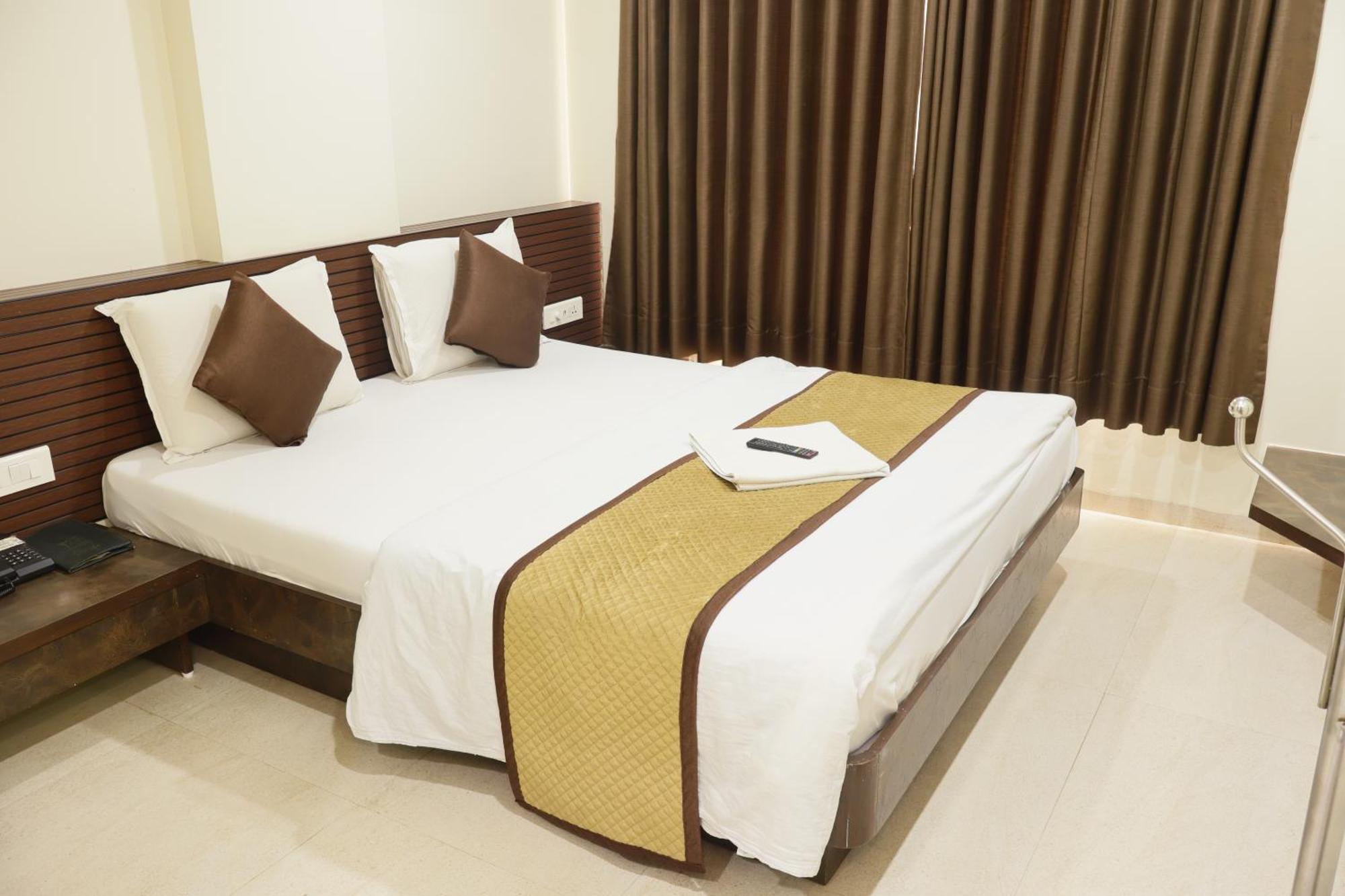 Hotel Kabir Ahmedabad Luaran gambar